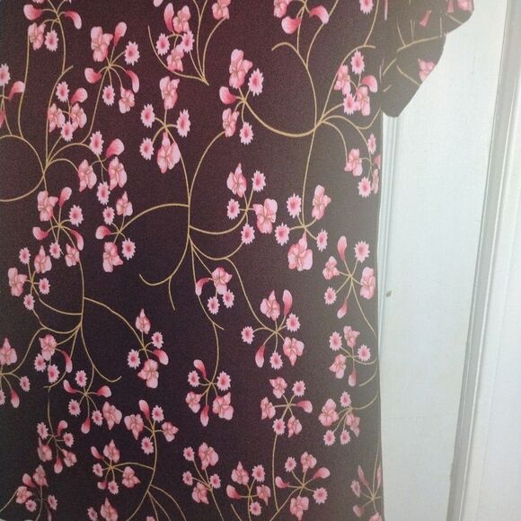 Pink and Black Ruffled Flutter Sleeve Tunic - Picture 12 of 12